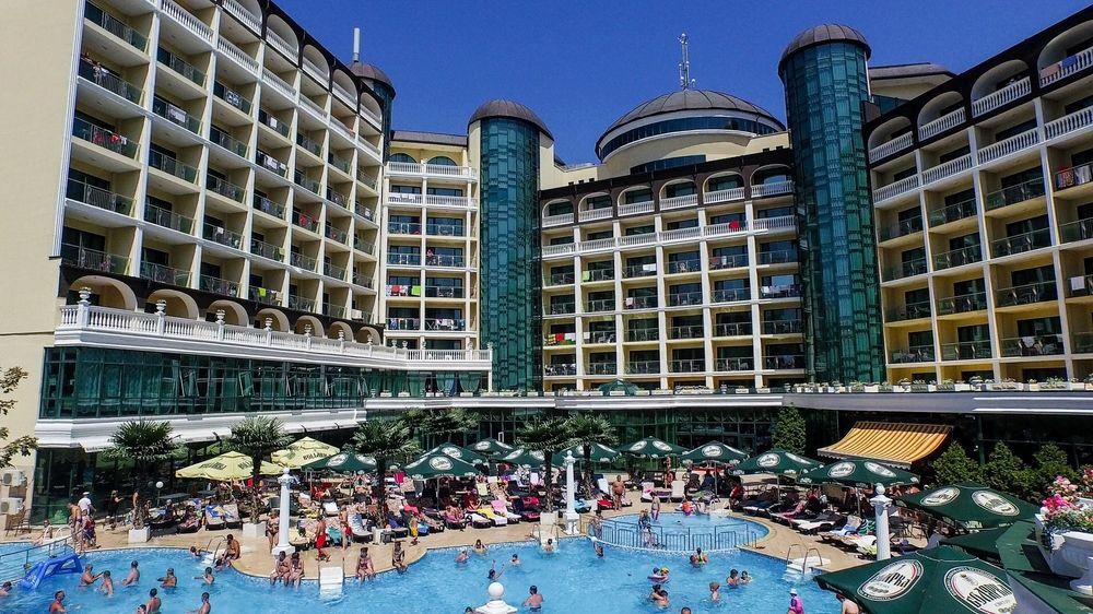 Planeta Hotel & Aquapark Free Beach Access Pantai Sunny Luaran gambar The Royal Paradise Hotel and Spa