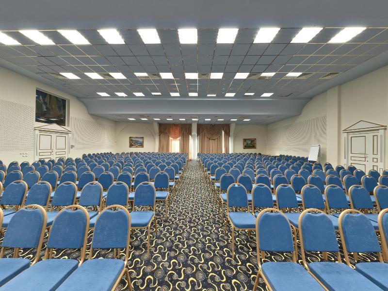 Planeta Hotel & Aquapark Free Beach Access Pantai Sunny Luaran gambar The main conference room